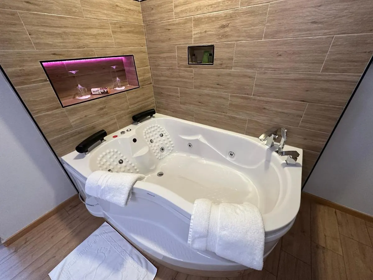 Deluxe Apartment In City Center Tirana Albania